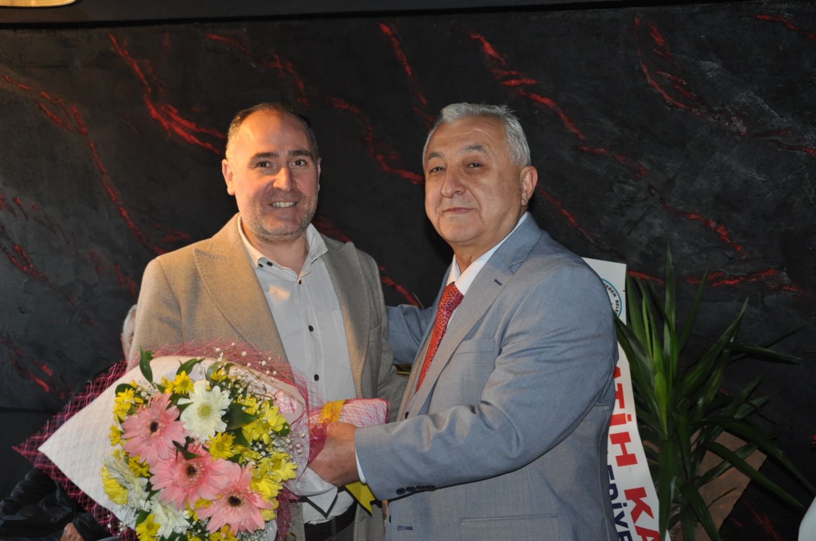 BGC’Yİ ZİYARET EDEN KURT’TAN TARAFSIZ MEDYA VURGUSU