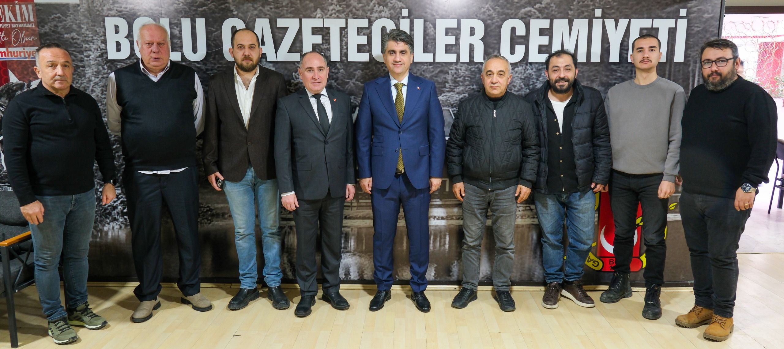 VALİ ABDULAZİZ AYDIN 10 OCAK ÇALIŞAN GAZETECİLER GÜNÜ'NDE BGC'Yİ ZİYARET ETTİ