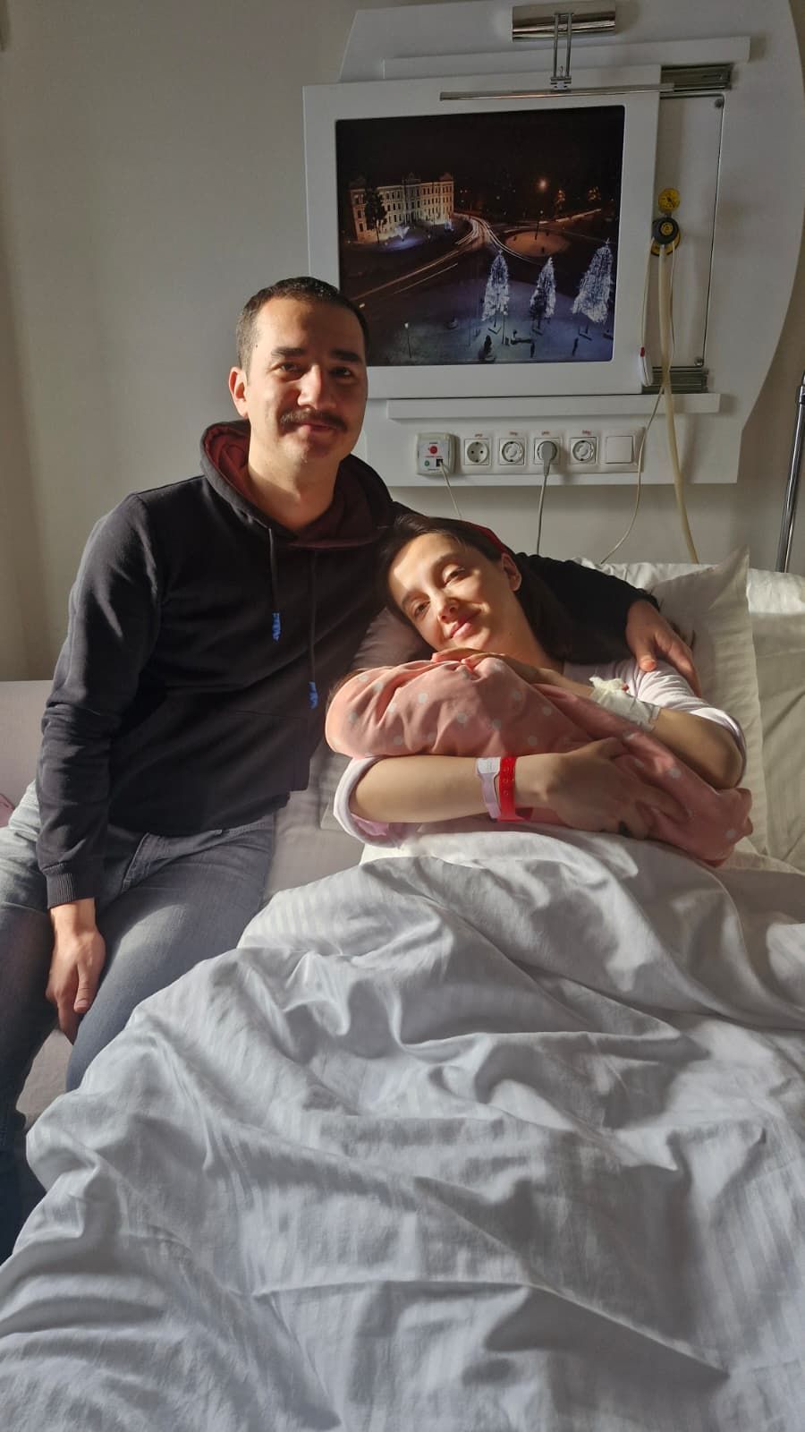 AYBİLGE BEBEĞİMİZ DÜNYAYA GÖZLERİNİ AÇTI... HOŞ GELDİN AYBİLGE BEBEK